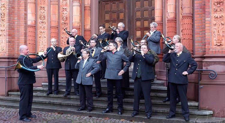 Auftritt des Jägercorp vor der Marktkirche